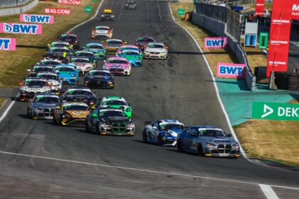 GT4 Germany Race 1 + 2  Oschersleben 2023

26. - 28. Mai 2023

HOFOR RACING by BONK Motorsport 
#2 Marat Khayrov, Gabriele Piana
#3 Matias Nuoramo, Nikolas Pirttilahti
#5 Tim Reiter, Leon Wassertheurer

BMW M4 GT4 

Foto: racevision - Burkhard Kasan